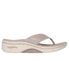 Go Walk Arch Fit 2.0 Sandale – Claire