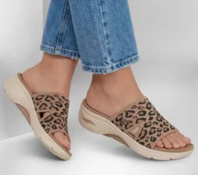 Go Walk Arch Fit 2.0 Sandale – Remi