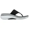 Go Walk Arch Fit Sandale „Black White“