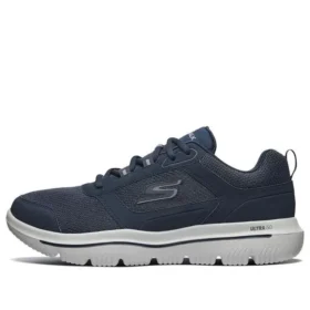 Go Walk Evolution Ultra Low-Top Sneaker Blau