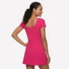 Go Walk Kleid mit Rundhalsausschnitt und kurzen Ärmeln Go Walk Kleid mit Rundhalsausschnitt und kurzen Ärmeln