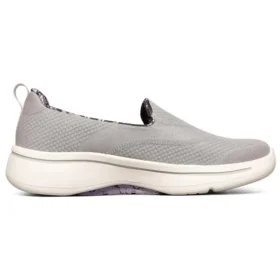 Go Walk Loafer Grau