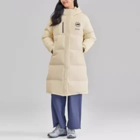 Lange Daunenjacke mit Aufdruck „Beige“