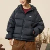 Langärmelige Daunenjacke mit Kapuze und Reißverschluss „Schwarz“