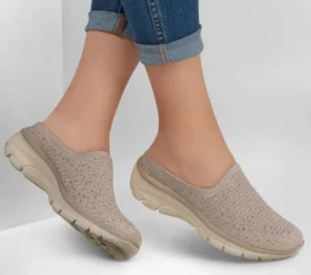 Relaxed Fit: Easy Going – Easy Breeze Relaxed Fit: Easy Going – Easy Breeze