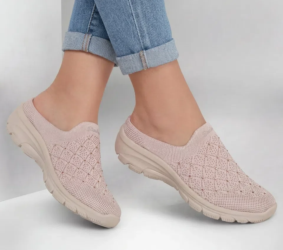 Relaxed Fit: Easy Going – Glowing Skies Relaxed Fit: Easy Going – Glowing Skies