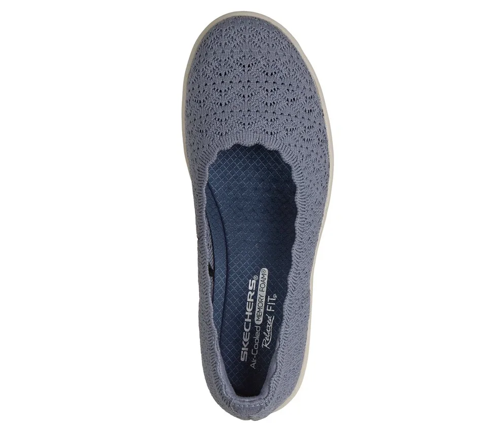 Relaxed Fit: Newport Keilabsatz – Softly Stitched Relaxed Fit: Newport Keilabsatz – Softly Stitched