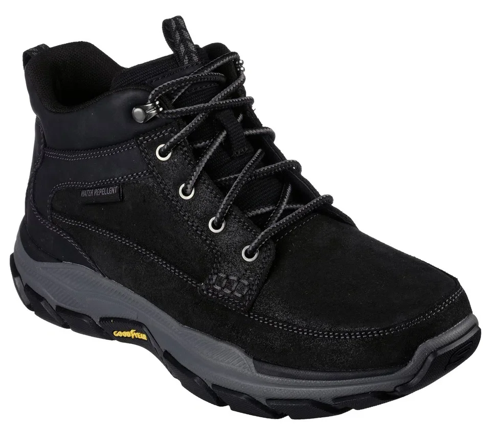 Relaxed Fit: Respected – Boswell Relaxed Fit: Respected – Boswell
