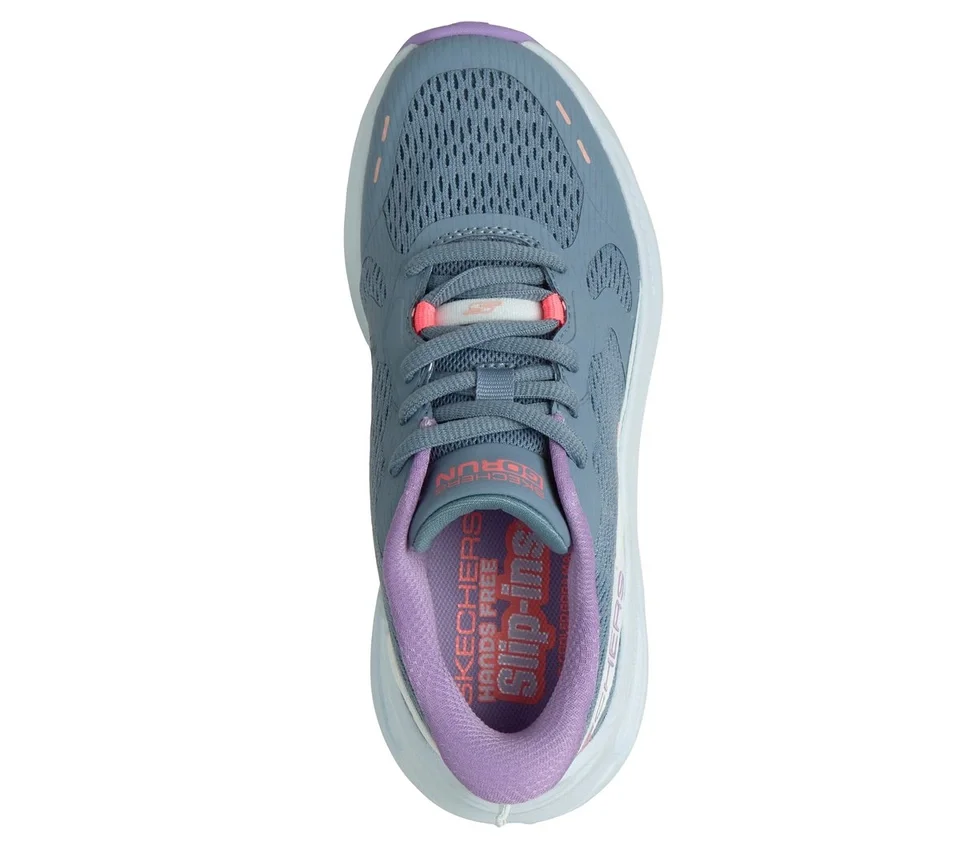 Skechers Slip-ins: Max Cushioning Glide-Step – Glatte Sohlen Skechers Slip-ins: Max Cushioning Glide-Step – Glatte Sohlen