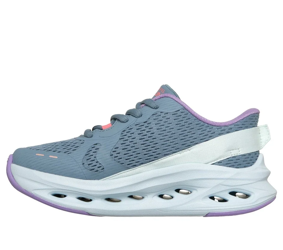 Skechers Slip-ins: Max Cushioning Glide-Step – Glatte Sohlen Skechers Slip-ins: Max Cushioning Glide-Step – Glatte Sohlen
