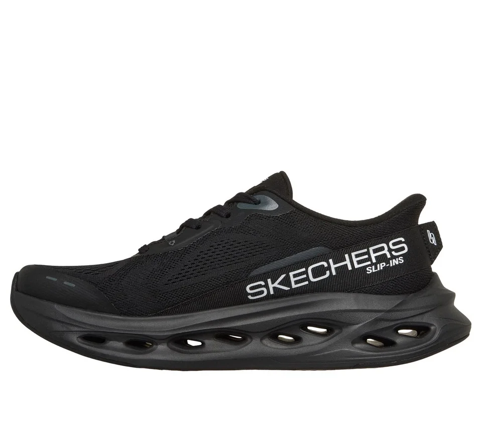 Skechers Slip-ins: Max Cushioning Glide-Step – Werbung Skechers Slip-ins: Max Cushioning Glide-Step – Werbung