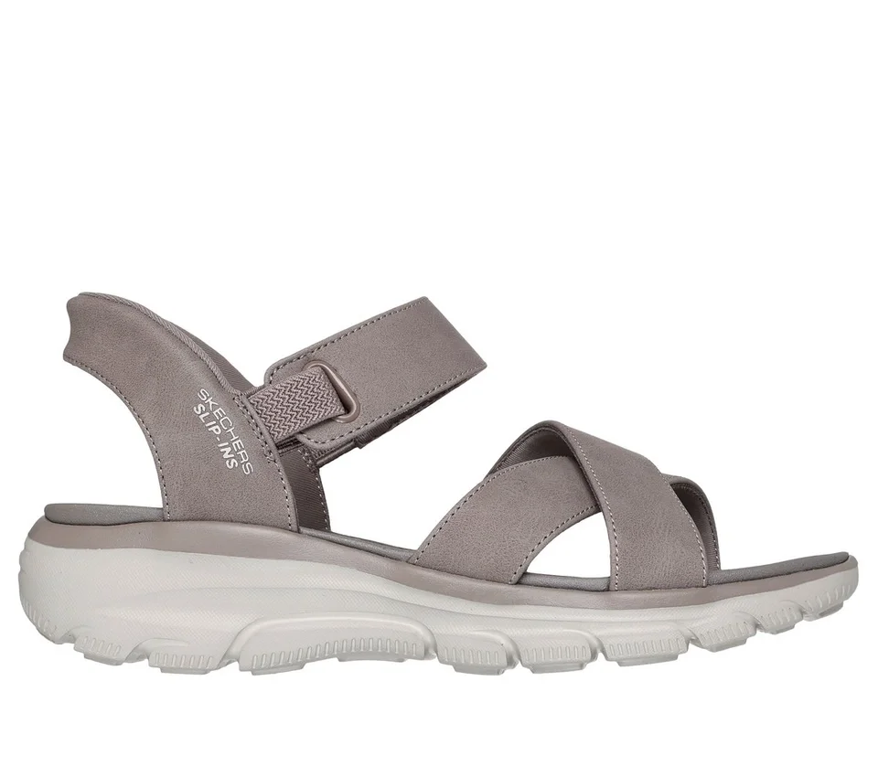 Skechers Slip-ins Relaxed Fit: Lässig – irgendwo, wo die Sonne scheint Skechers Slip-ins Relaxed Fit: Lässig – irgendwo, wo die Sonne scheint