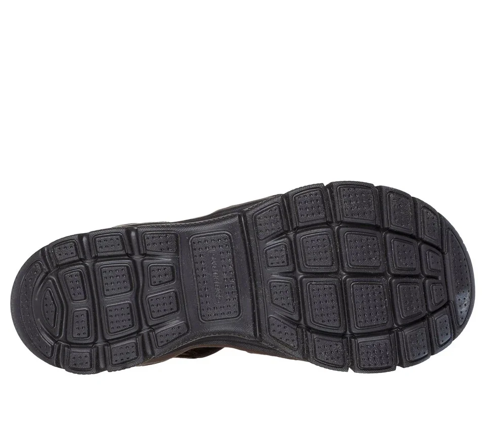 Skechers Slip-ins Relaxed Fit: Lässig – irgendwo, wo die Sonne scheint Skechers Slip-ins Relaxed Fit: Lässig – irgendwo, wo die Sonne scheint