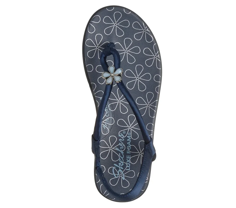 Slide-Ups: Meditation Luxe – Atemberaubender Charme Slide-Ups: Meditation Luxe – Atemberaubender Charme