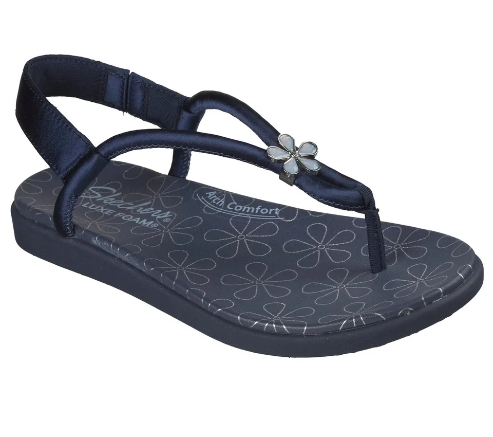 Slide-Ups: Meditation Luxe – Atemberaubender Charme Slide-Ups: Meditation Luxe – Atemberaubender Charme