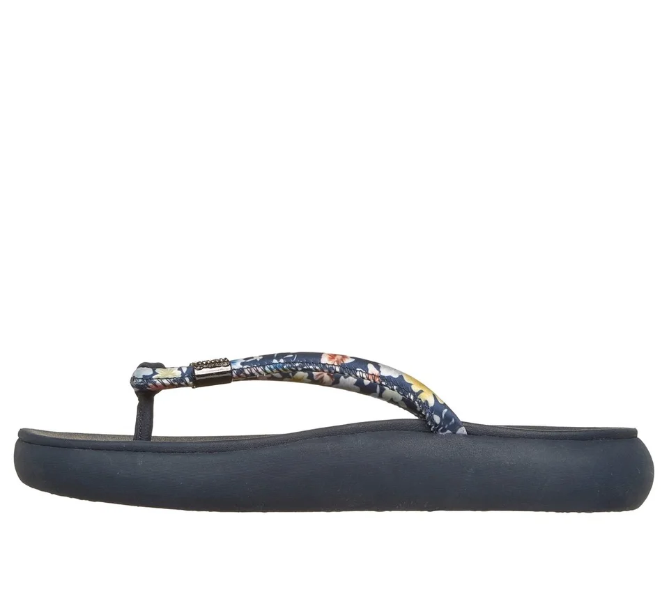 Slide-Ups Relaxed Fit: Asana Luxe – Lebendige Schönheit Slide-Ups Relaxed Fit: Asana Luxe – Lebendige Schönheit