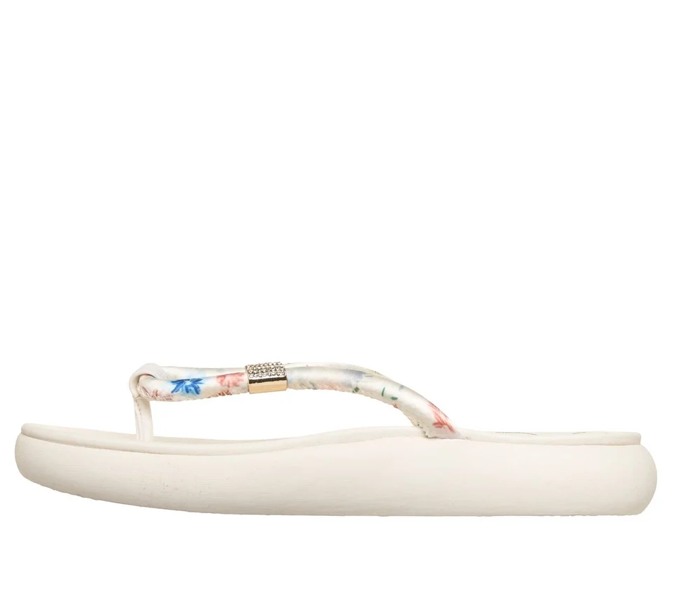 Slide-Ups Relaxed Fit: Asana Luxe – Lebendige Schönheit Slide-Ups Relaxed Fit: Asana Luxe – Lebendige Schönheit