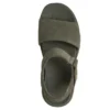 Street Hiker Breeze – Shore Heights Street Hiker Breeze – Shore Heights
