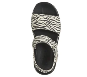 Street Hiker Breeze – Wild Luxe