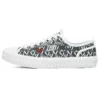 Street Trax x James Goldcrown „White Black“