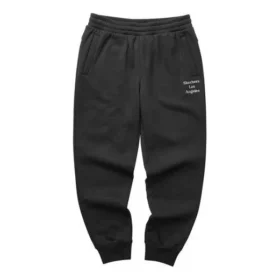 Warme, taillierte Sporthose mit Fleecefutter und Schriftzug „Black Grey“ Warme, taillierte Sporthose mit Fleecefutter und Schriftzug „Black Grey“
